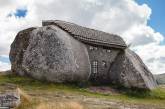 Самые необычные каменные дома со всего мира. ФОТО