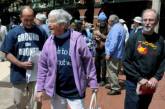 В США 84-летнюю монахиню приговорили к тюрьме за участие в мирной акции протеста