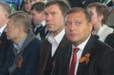  Скандируя "Россия-Россия", съезд депутатов в Харькове взял на себя всю полноту власти