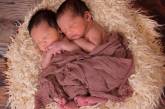 В Индии семейная пара назвала новорожденных близнецов в честь коронавируса