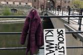 Как устроить уличный протест в условия карантина: Грета Тунберг показала забавное фото. ФОТО