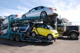 Импорт автомобилей в Украину сократился в два раза