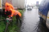 В сети показали «виновницу» наводнения в Киеве. ВИДЕО