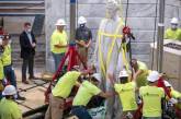 При демонтаже памятника был найден 84-летний бурбон