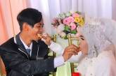 65-летняя бабушка ошарашила мир, выйдя замуж за 24-летнего сына. ФОТО
