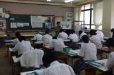 Как проходят уроки рисования в японской школе. ФОТО