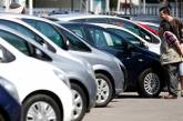 Продажи новых автомобилей в Украине упали на 45%