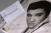 На аукцион выставят первый автограф Элвиса Пресли