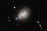 НАСА представило снимки сталкивающихся галактик