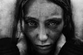 Портреты бездомных от фотографа Ли Джеффриса. ФОТО