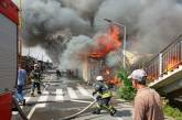 В Коцюбинском под Киевом произошел пожар в торговых павильонах. ВИДЕО