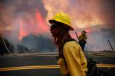 В Калифорнии лесные пожары бушуют во время экстремальной жары. ФОТО