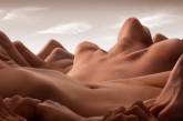 Голая геология: сюрреалистические ландшафты Карла Уорнера, созданные из обнаженных тел. ФОТО