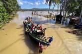 Последствия мощного тайфуна Vamco на Филиппинах. ФОТО