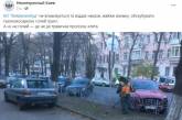 В Киеве заметили коммунальщика, который косил несуществующую траву. ФОТО