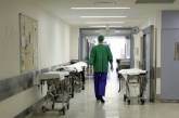 В Британии врач по ошибке отрезал пациенту половой орган