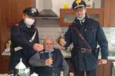 В Италии пенсионер вызвал полицию, чтобы не проводить праздники в одиночестве. ФОТО