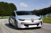  Renault готовит новое «лицо» и Clio с зауженной колеей