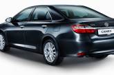 Toyota представила обновленную Camry для Украины