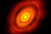 Астрофизики стали свидетелями рождения планет у молодой звезды