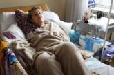 Киевлянку парализовало после прививки против коронавируса. ВИДЕО