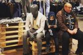 Испытания для мужчин, ждущих своих жен во время шопинга. ФОТО