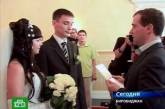 Дмитрий Медведев стал свидетелем на трех свадьбах