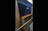 В поезде Укрзализныци выпало окно (ВИДЕО)