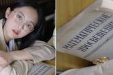 Азиатские девушки и советские книги на загадочных снимках (ФОТО)
