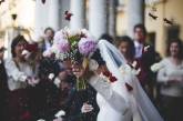 Невеста попросила сестру изменить внешность ради красивых свадебных фото