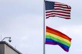 В США учительница призвала присягнуть флагу ЛГБТ (ВИДЕО)