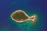 Острова необычной формы со всего мира (ФОТО)