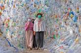 В Индонезии открыли музей из пластика (ВИДЕО)