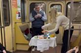 В метро Харькова пассажир устроил "вагон-ресторан" (ВИДЕО)