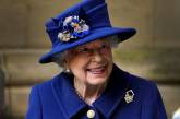 Британская королева отказалась от премии «Старушка года»
