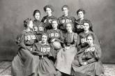 Женская баскетбольная команда, 1900 г. ФОТО