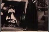 Первая реклама духов "Chanel No. 5 ". На снимке сама Коко Шанель, 1937 г. ФОТО