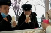 В Северной Кореи заверили, что шаурма была изобретена Ким Чен Иром