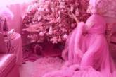 Женщина, помешанная на розовом, вышла замуж любимый цвет (фото)