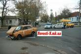 В Николаеве столкнулись три автомобиля. Один человек в больнице
