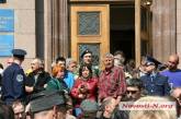 В Николаеве пикетчики попытались прорваться в здание горсовета