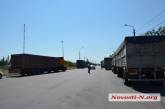 На въезде в Николаев  скопилось более 500 зерновозов