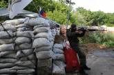 Боевики атаковали украинских военных в трех населенных пунктах