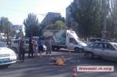 В центре Николаева маршрутка на "зебре" сбила трех пешеходов
