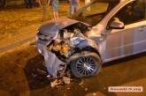 В Николаеве пьяный офицер военной полиции устроил аварию
