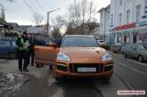 Депутат Барна попал в ДТП в центре Николаева на оранжевом «Порше»