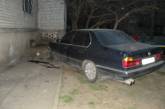 Пьяный водитель на BMW врезался в стену жилого дома