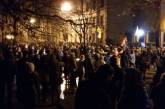 В Киеве под АП требовали "прекратить репрессии против патриотов"