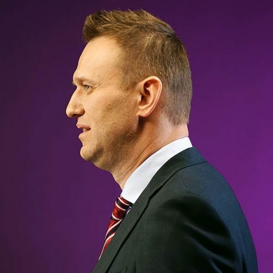 Кто отравил Навального?
