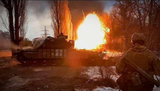 Бої за Сєвєродонецьк, урізане ембарго на російську нафту: підсумки 97-го дня війни в Україні